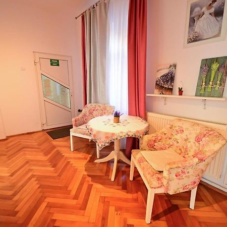 Apartament Cu 2 Dormitoare, Benjamin Residence, Piata Mare Sibiu Extérieur photo